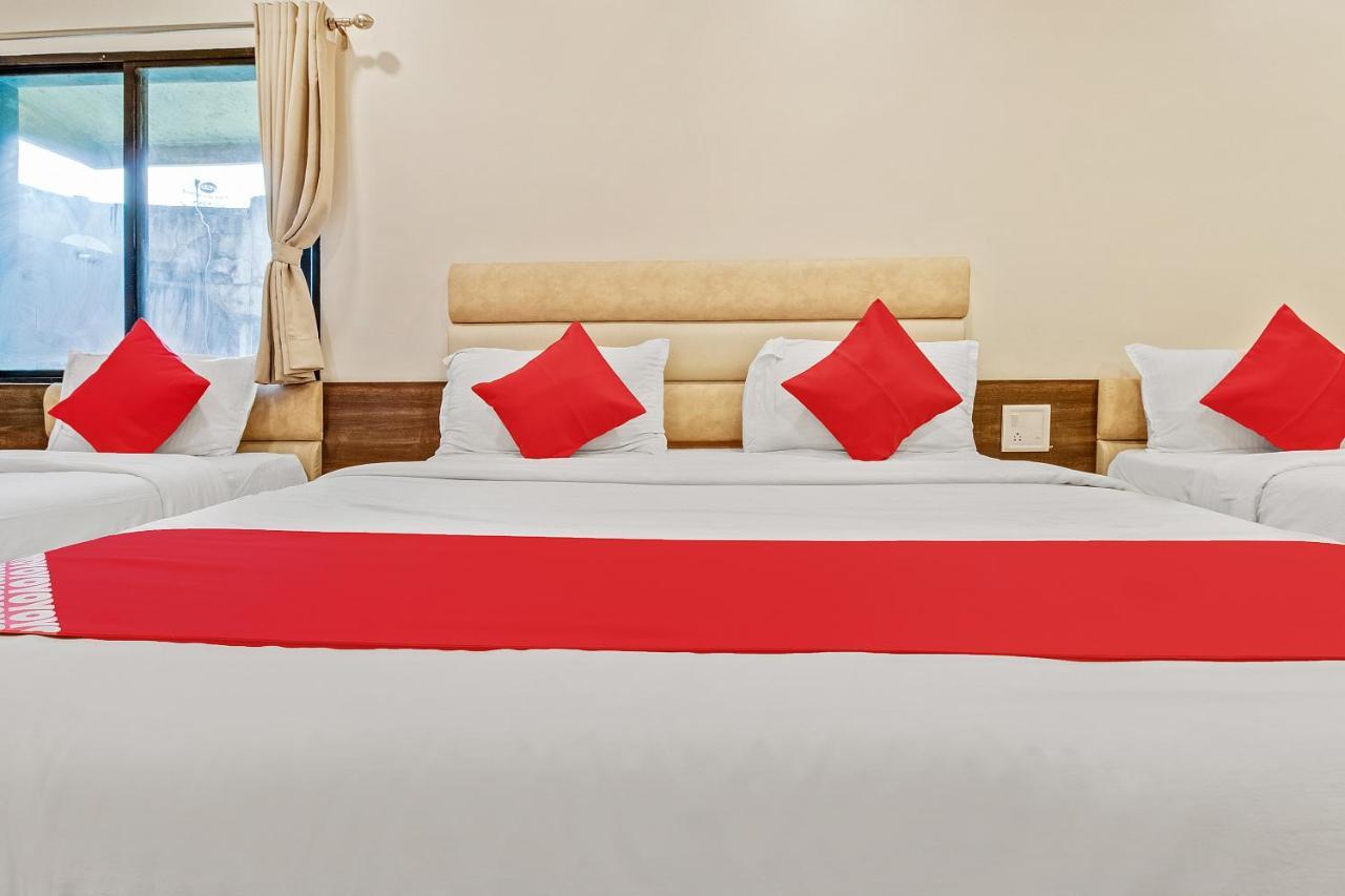 Oyo 47777 Hotel Laxminarayan Aurangábád Kültér fotó