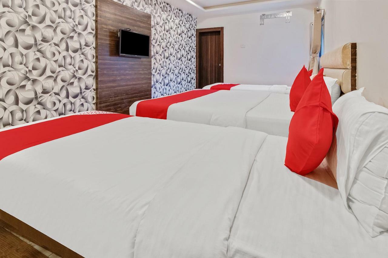 Oyo 47777 Hotel Laxminarayan Aurangábád Kültér fotó