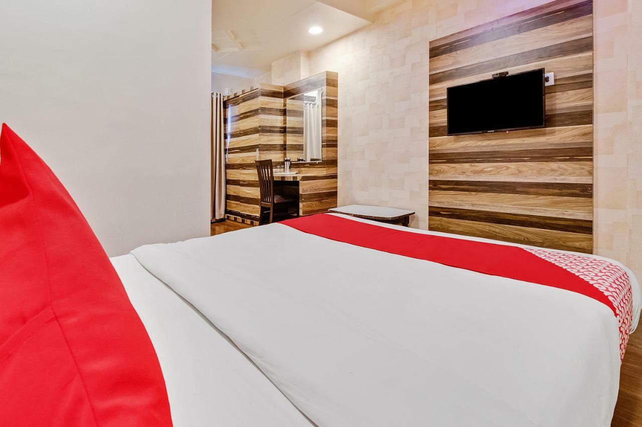 Oyo 47777 Hotel Laxminarayan Aurangábád Kültér fotó