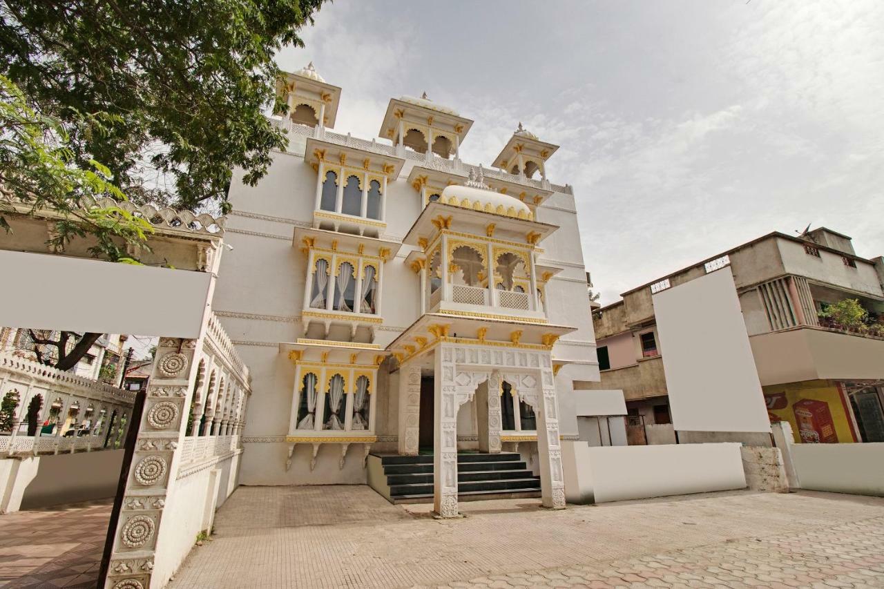 Oyo 47777 Hotel Laxminarayan Aurangábád Kültér fotó