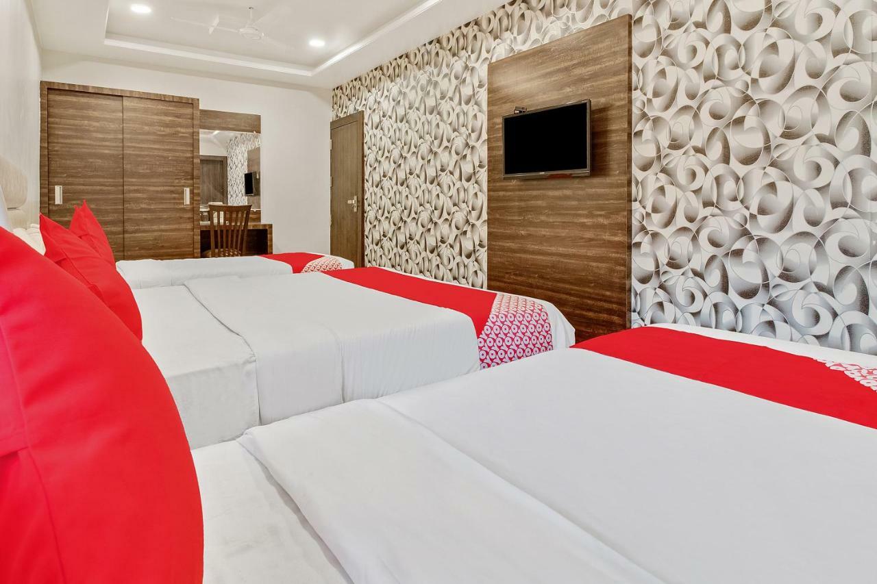 Oyo 47777 Hotel Laxminarayan Aurangábád Kültér fotó